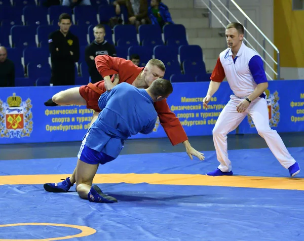 Orenburg, Rusia - 25-26 de octubre de 2019: Concursos para niños Sambo — Foto de Stock