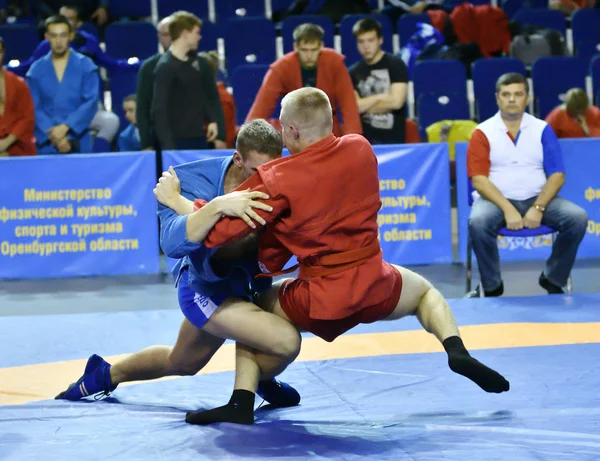 Orenburg, Rusia - 25-26 de octubre de 2019: Concursos para niños Sambo —  Fotos de Stock