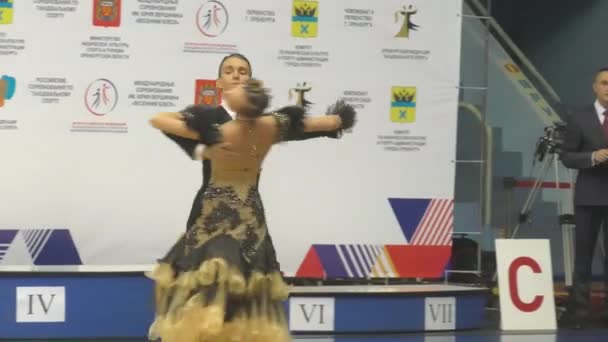 Orenburg Russia Novembre 2019 Ragazza Giovane Competono Nelle Danze Sportive — Video Stock