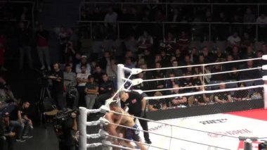 Orenburg, Rusya - 30 Ağustos 2019: Erkekler Uluslararası Dövüş Sanatları Turnuvası (MMA) M - 1 Challenge 104