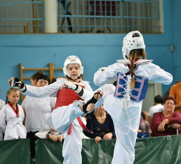 Orenburg Russia October 2019 Διαγωνισμός Girls Taekwondo Στο Ανοιχτό Πρωτάθλημα — Φωτογραφία Αρχείου