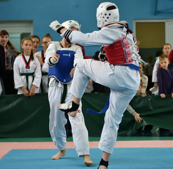 Orenburg Oroszország Október 2019 Fiúk Versenyeznek Taekwondo Orenburg Open Taekwondo — Stock Fotó