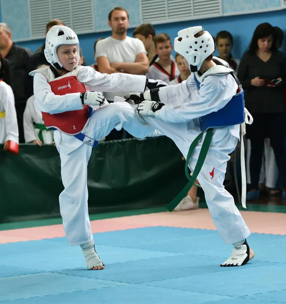 Orenburg Russie Octobre 2019 Des Garçons Concourent Taekwondo Open Taekwondo — Photo