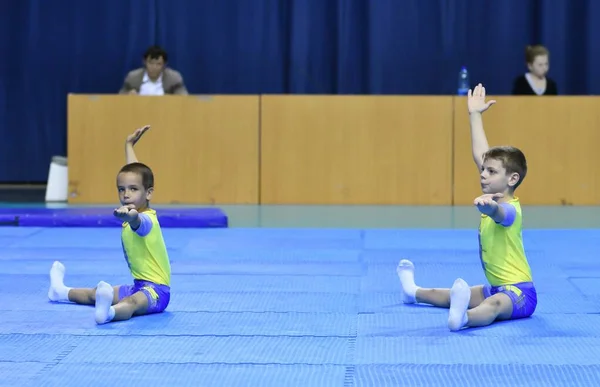 Orenburg Russia May 2017 Years Boys Compete Sports Acrobatics Open — 스톡 사진