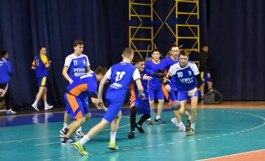 Orenburg, Rusya - 12 Şubat 2018: Orenburg 'un ilk valisi Ivan Ivanovich Neplueva anısına erkekler hentbol uluslararası hentbol turnuvasında oynuyor