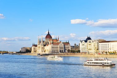 Budapeşte. Tuna ve Macaristan Parlamentosu