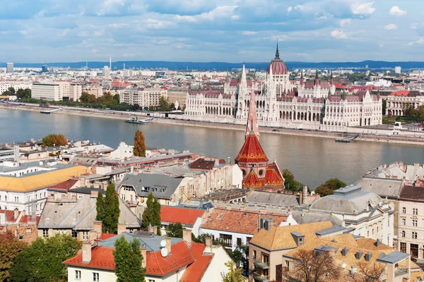 Budapeşte. Tuna ve Macaristan Parlamentosu