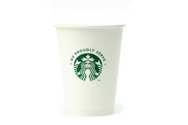 Seattle, WA, ABD 17.04.2020 Starbucks logolu tek kullanımlık beyaz kağıt bardak