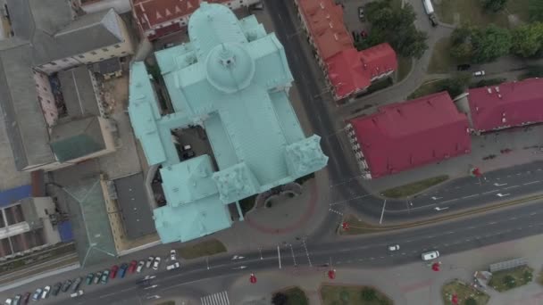 Grodna, Belarus - Temmuz 2019: St. Francis Xaviers Katedrali ve Grodnos 'un eski şehir merkezinin tarihi binaları. XVII yüzyılın Barok mimarisi — Stok video