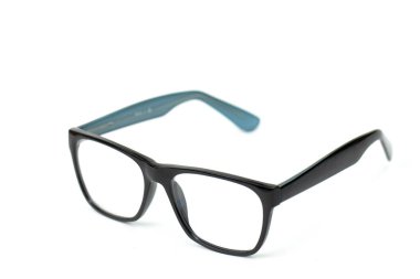 Beyaz arkaplanda izole edilmiş siyah gözlük