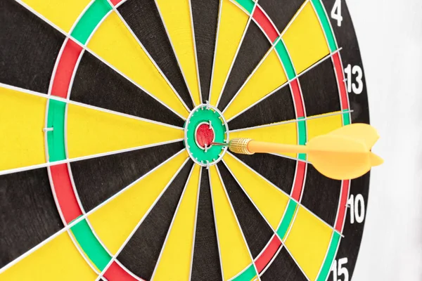 Dart Board Arrow Bullseye Close Goals Targetting Concept — Stock Photo, Image