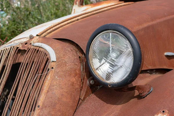 Partes Velhos Veículos Enferrujados Abandonados Carros Esmagados Ferro Velho Ferro — Fotografia de Stock