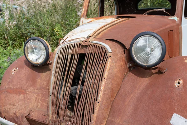 Mozhaisk Russia August 2019 Old Abandoned Rusty Vehicles Crushed Cars — Stock Photo, Image