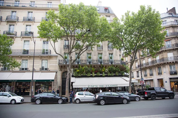 Parisian Cafe Road — Stock Photo, Image