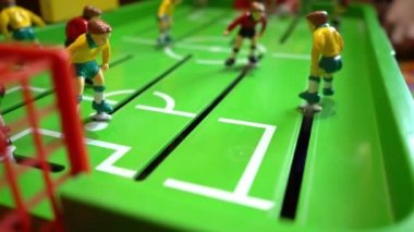 Masa futbol, çocuk oyununu, ağır çekim