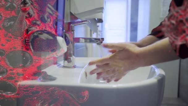 用肥皂洗手 预防大脑皮层病毒大流行 男人在水龙头下用肥皂洗手 用抗菌凝胶彻底洗手 医疗保健 身体护理 病毒保护 — 图库视频影像