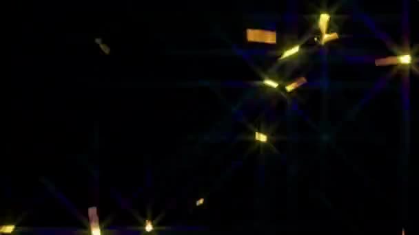 Χρυσά Κομφετί Πέφτουν Κάτω Πολύχρωμο Γκλίτερ Ακτίνες Λάμψη Λάμψη Ουράνιο — Αρχείο Βίντεο