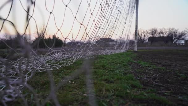 Δίκτυο Για Γκολ Του Ποδοσφαίρου Άδειο Στάδιο Καλησπέρα Νωρίς Πρωί — Αρχείο Βίντεο