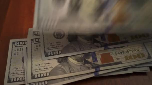 Weltwirtschaftskrise Gesamtarbeitslosigkeit Einer Pandemie Geld Auf Dem Tisch Eines Korrupten — Stockvideo