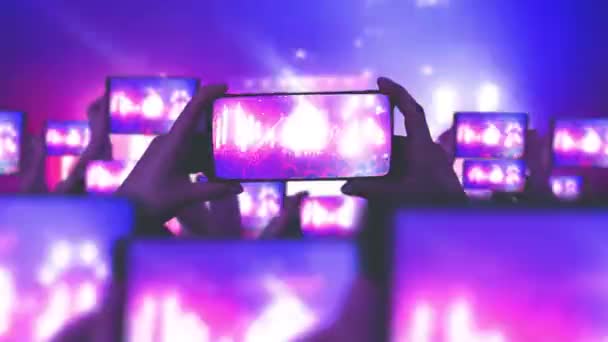 Fans Nehmen Videos Mit Smartphones Auf Viele Smartphones Die Menge — Stockvideo