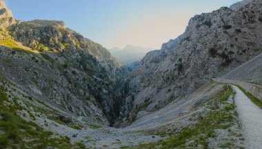 Avrupa'nın doruklarına derin gorge