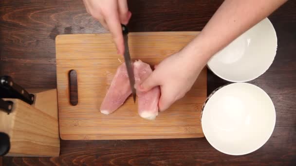 切肉准备食物 — 图库视频影像