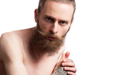 Hipster adam beyaz arka plan üzerinde