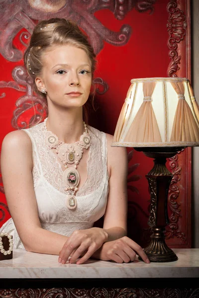 Gorgeous Woman in victorian dress and interior — Stock Photo, Image