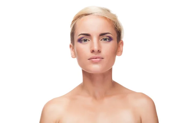 Schöne Frau mit professionellem Make-up — Stockfoto