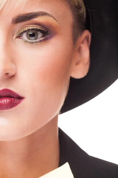 Close up Portrait of beautiful woman wearing hat — Stock Photo, Image