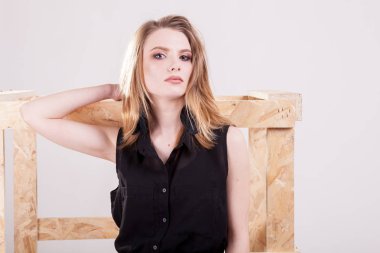 Muhteşem model studio fotoğraf moda poz