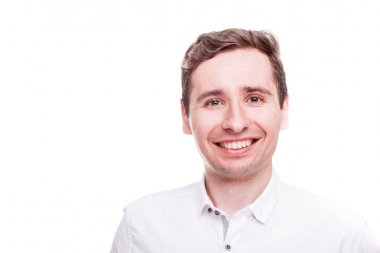 Emin gülümseyen iş adamı formal giyim