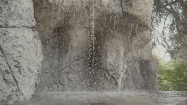 Yapay şelale aşağı su seviyesi