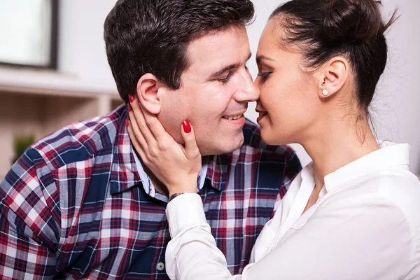 Närbild bild av inlove par — Stockfoto