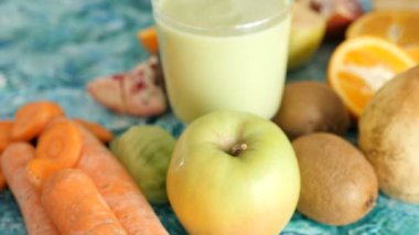 Taze organik Detoks güler yüzlü