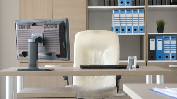 Bureau moderne vide avant que chaque personne arrive au travail — Video