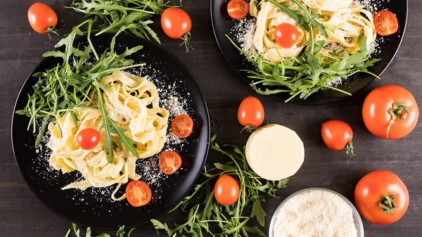 Ev yapımı tagliatelle makarna Üstten Görünüm