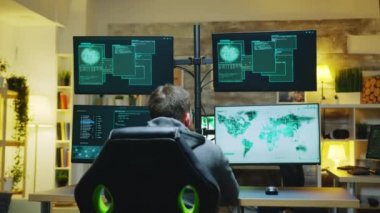 Mutlu hacker 'a tehlikeli bir siber saldırıdan sonra erişim izni verildi.
