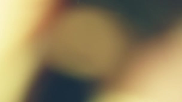 Bokeh de lumière pulsant et fusées éclairantes 