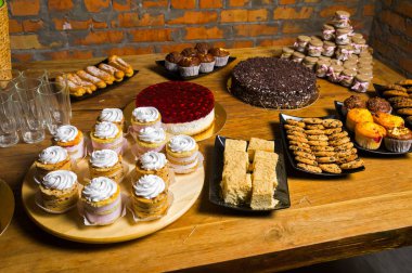 Tatil için güzel bir masa