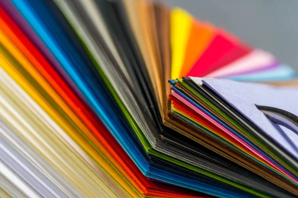 Different colors of paper... — Stock Photo, Image