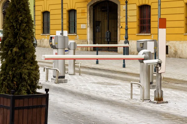 engelleri girmek ve çıkmak arabalar için