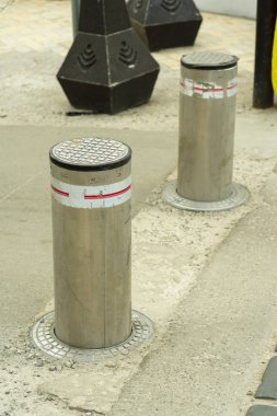 yerden yükselen arabalar için bariyer