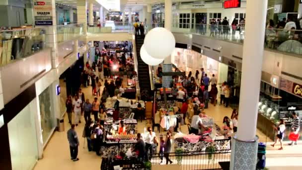 Tel Aviv, Israel - Circa November, 2014 : Retail Bijouterie With Temporary Shelves at the Weekend in a Large Department Store — Stock Video