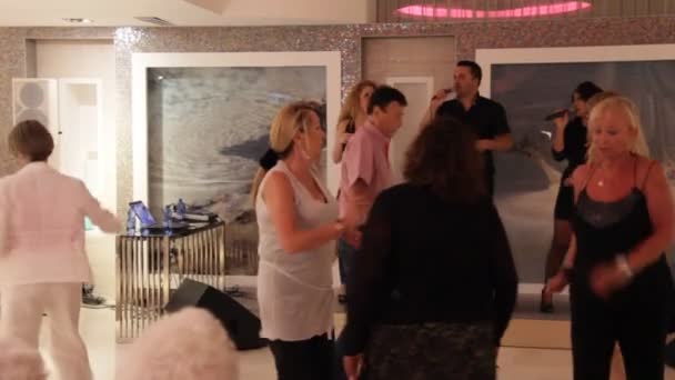 Danze serali in Hotel — Video Stock
