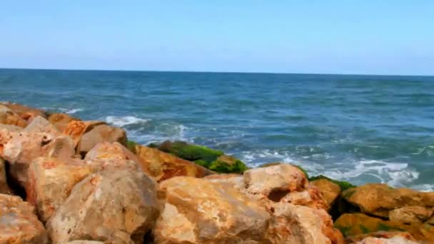 Olas del mar mediterráneo — Vídeos de Stock
