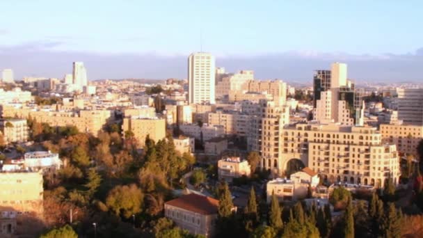 Contemporary Western Jerusalem at Winter With "harp of David Bridge" in the re — Stock Video