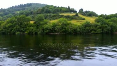 Unutulmaz tekne gezisine Loch Ness, İskoçya