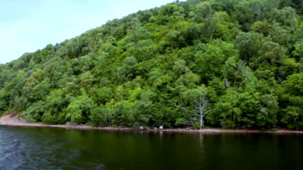 Lago más famoso de Escocia - Loch Ness — Vídeo de stock