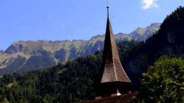 İsviçre nın Oberland. Lauterbrunnen Vadisi görünümünden